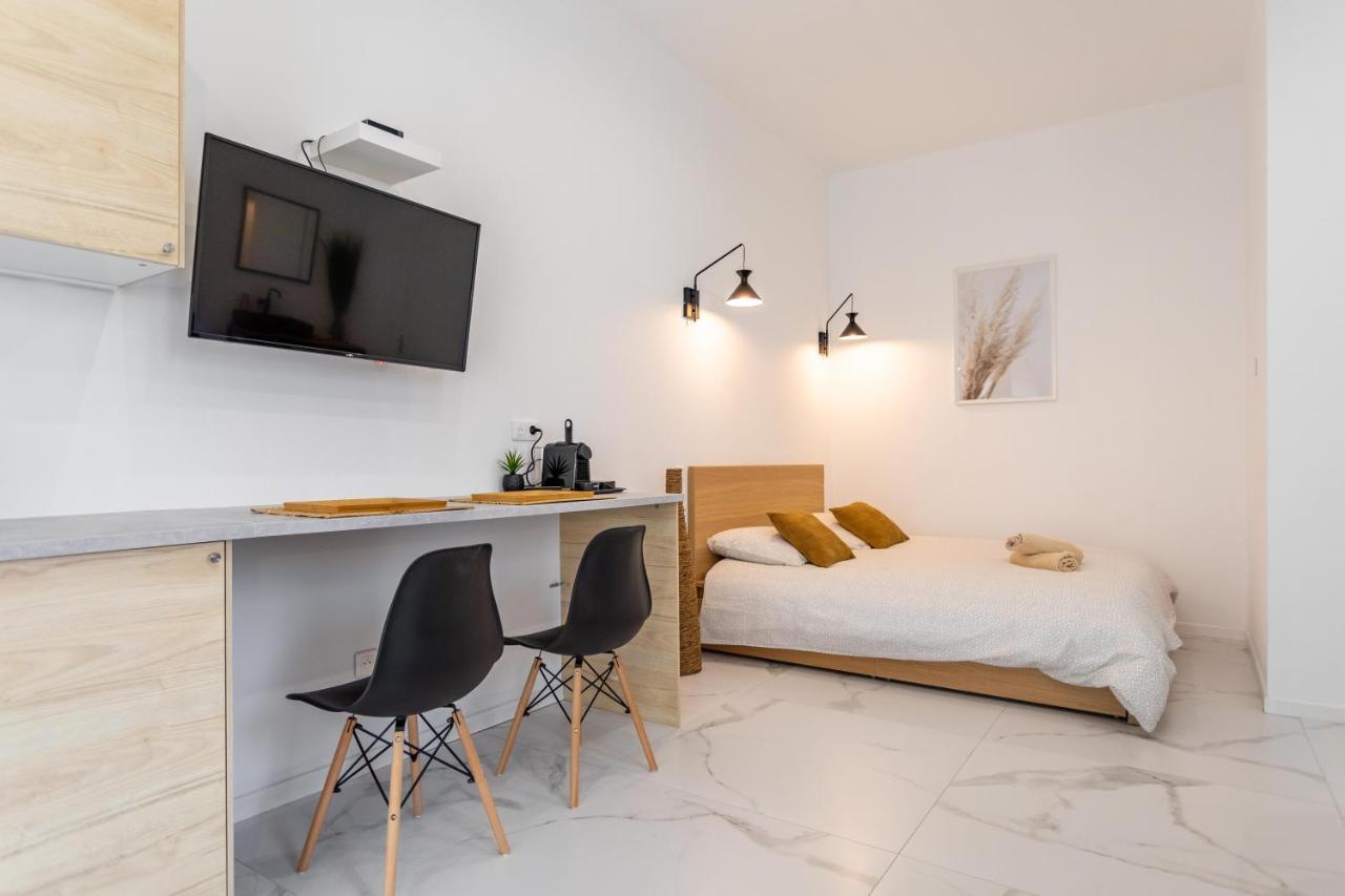 Love Room Jacuzzi Sauna Privatif Marsilya Dış mekan fotoğraf